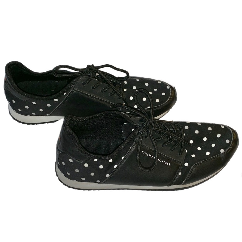 🖤 Cute Tommy Hilfiger Sneakers